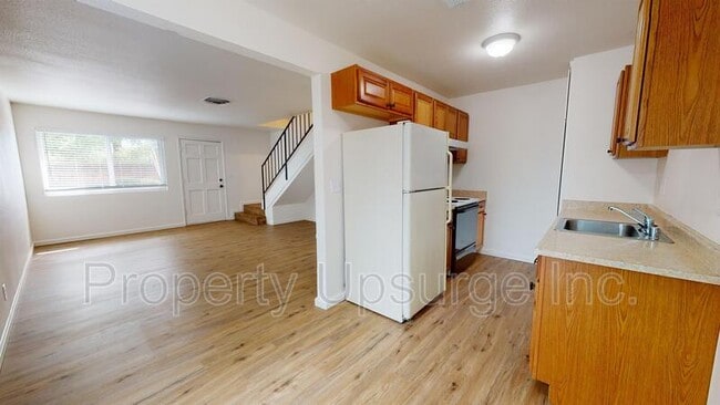 property at 1506 Lake Blvd