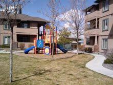 The Plaza at 4th Street Apartments in Reno, NV - Foto de edificio - Building Photo