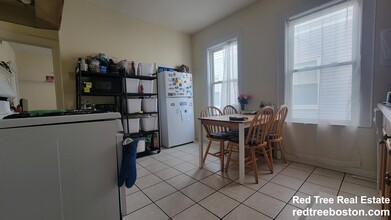 35 Chester St, Unit 1 in Boston, MA - Building Photo - Building Photo
