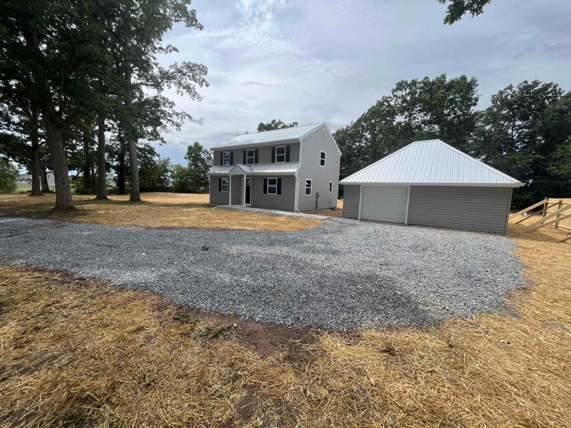 2440 Old Harrisburg Rd in Gettysburg, PA - Building Photo