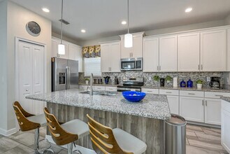 4789 Kings Castle Cir in Kissimmee, FL - Building Photo - Building Photo