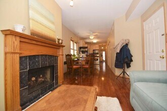 1444 W Walton St in Chicago, IL - Building Photo - Building Photo