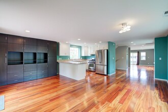 1553 18th Ave S in Seattle, WA - Foto de edificio - Building Photo