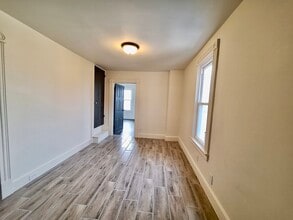 260 S Spruce St, Unit 201 in Elizabethtown, PA - Building Photo - Building Photo