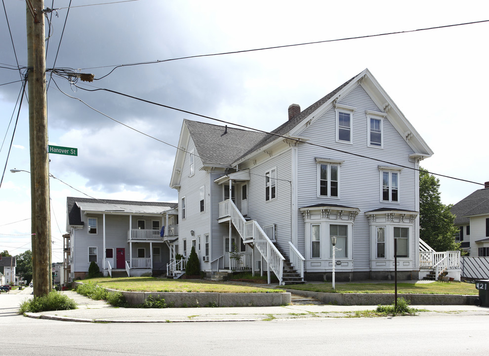 421 Hanover St in Manchester, NH - Foto de edificio