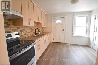 174 Darling St in Brantford, ON - Building Photo - Building Photo