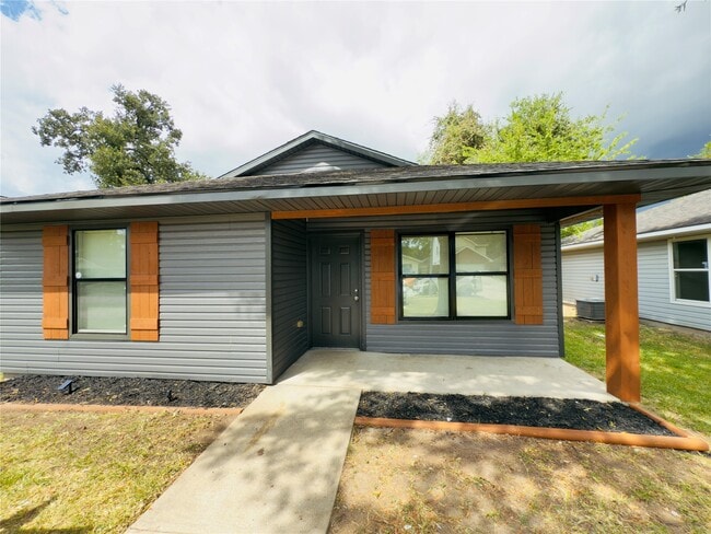 property at 11915 Greenmesa Dr
