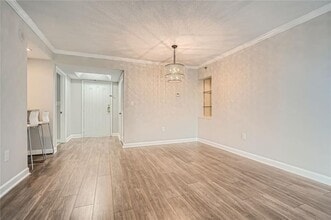 2870 Pharr Ct S Northwest in Atlanta, GA - Building Photo - Building Photo