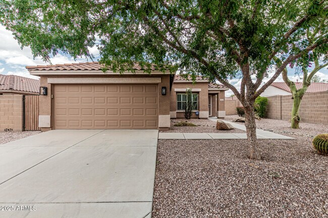 property at 3212 W Lucia Dr