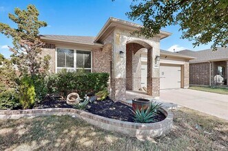 1801 Velarde Rd in Fort Worth, TX - Building Photo - Building Photo