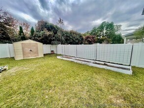 937 Liberty Ln, Unit 1 in Fayetteville, NC - Foto de edificio - Building Photo