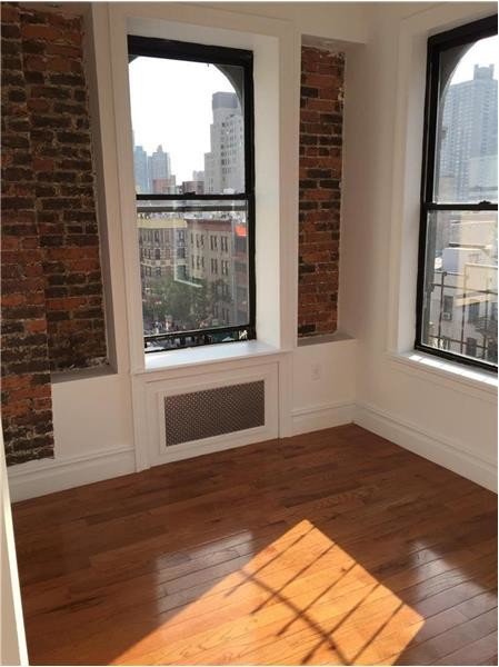 824 9th Ave-Unit -#FS4 in New York, NY - Building Photo - Building Photo