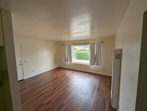 2214 Fairfield St in Eureka, CA - Foto de edificio - Building Photo