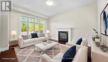 129 Robert Berry Crescent in King, ON - Building Photo - Building Photo