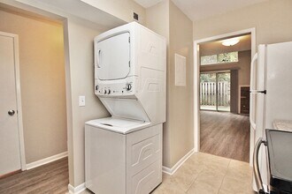 3127 Heathstead Place in Charlotte, NC - Building Photo - Building Photo