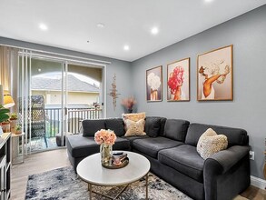 1550 Technology Dr in San Jose, CA - Building Photo - Building Photo