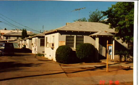 1514 2nd St in San Fernando, CA - Foto de edificio - Building Photo