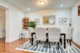 100 Valentino Dr in Old Bridge, NJ - Building Photo - Building Photo