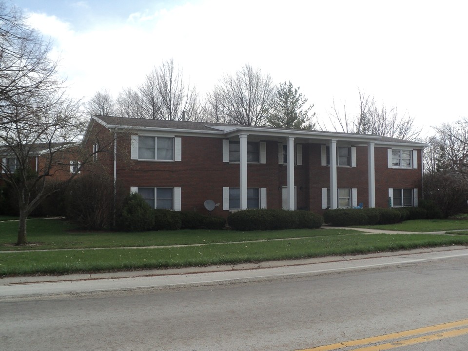 Farmview Apartments in Celina, OH - Building Photo