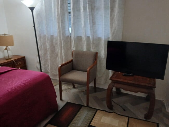 3852 NW 34th St in Lauderdale Lakes, FL - Building Photo - Building Photo