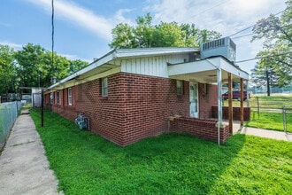 316 W 6th Ave in Belle Plaine, KS - Building Photo - Building Photo