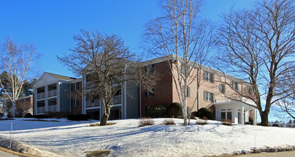 Meadow Park Apartments in Augusta, ME - Building Photo - Building Photo