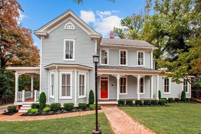 212 W Montgomery Ave, Unit #2 in Rockville, MD - Building Photo - Building Photo