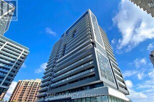 75 Oneida Crescent in Richmond Hill, ON - Building Photo