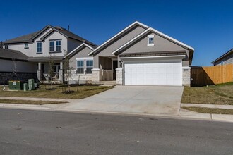 205 Windstar Rd in Liberty Hill, TX - Building Photo - Building Photo