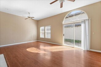 4541 Country Run Way in Antelope, CA - Building Photo - Building Photo