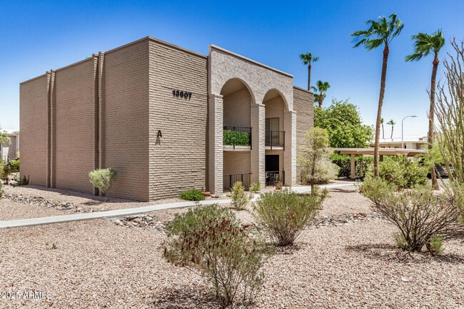 property at 13607 N Hamilton Dr