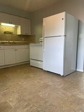 100 Highland Pl in Collinsville, IL - Building Photo - Building Photo
