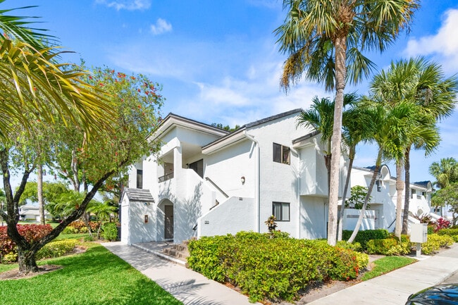property at 7533 Glendevon Ln