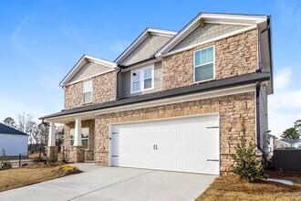 730 Sara Mdw Rd in Loganville, GA - Building Photo - Building Photo
