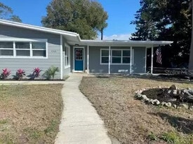 1315 65th St NW in Bradenton, FL - Building Photo