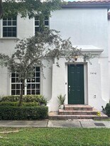 9456 SW 171st Pl in Miami, FL - Building Photo