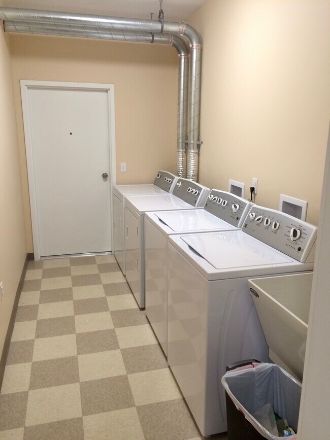 12 Cunliffe Way in Pittsburgh, PA - Building Photo - Building Photo