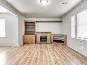 912 NW 98th St in Oklahoma City, OK - Building Photo - Building Photo