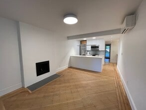 130 Underhill Ave, Unit #1 in Brooklyn, NY - Building Photo - Building Photo