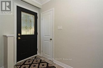 21 Hiley Ave in Ajax, ON - Building Photo - Building Photo