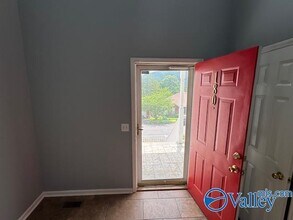 180 Hollington Dr NE in Huntsville, AL - Building Photo - Building Photo