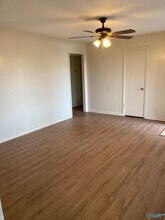 3205 Hillandale Rd NW in Huntsville, AL - Building Photo - Building Photo