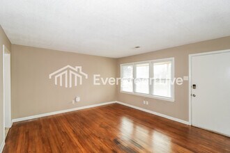 3398 Scenic Hwy in Memphis, TN - Building Photo - Building Photo