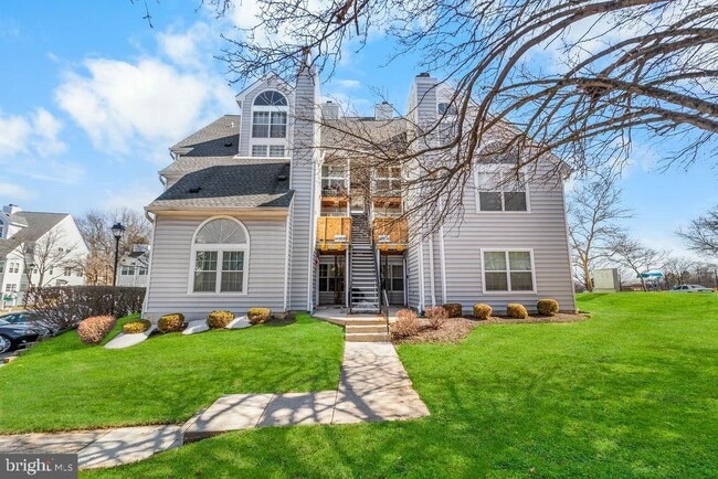 14006 Vista Dr in Laurel, MD - Building Photo - Building Photo