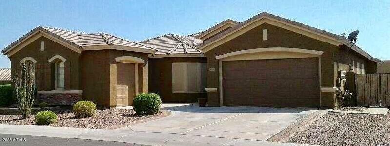 38540 N Vista Hills Ct in Anthem, AZ - Building Photo