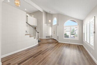 4266 Pilon Point in San Diego, CA - Building Photo - Building Photo