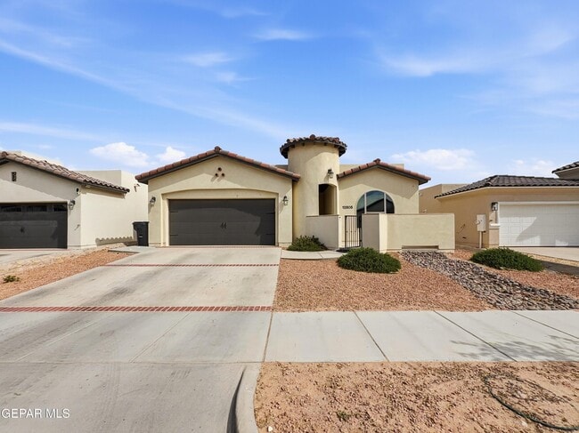 property at 12805 Kingsbury Ave