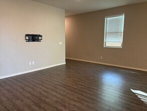 2140 W Ephesus Ct in Tucson, AZ - Building Photo - Building Photo