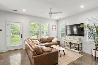 1125 Chester Ave in Nashville, TN - Building Photo - Building Photo