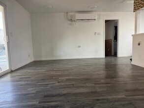 1691 Ballard St in Simi Valley, CA - Building Photo - Building Photo